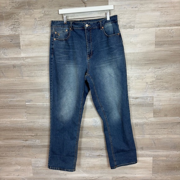 FRYE Women's Straight Leg Jeans in Dark Blue - Picture 8 of 8